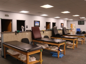 sos east syracuse physical therapy location beds