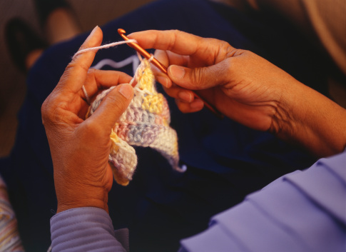 Best Crochet Hooks For Arthritic Hands (Reduce Pain While Crocheting) 