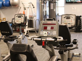 physical therapy bikes at oswego road physical therapy near liverpool ny syracuse orthopedic specialists