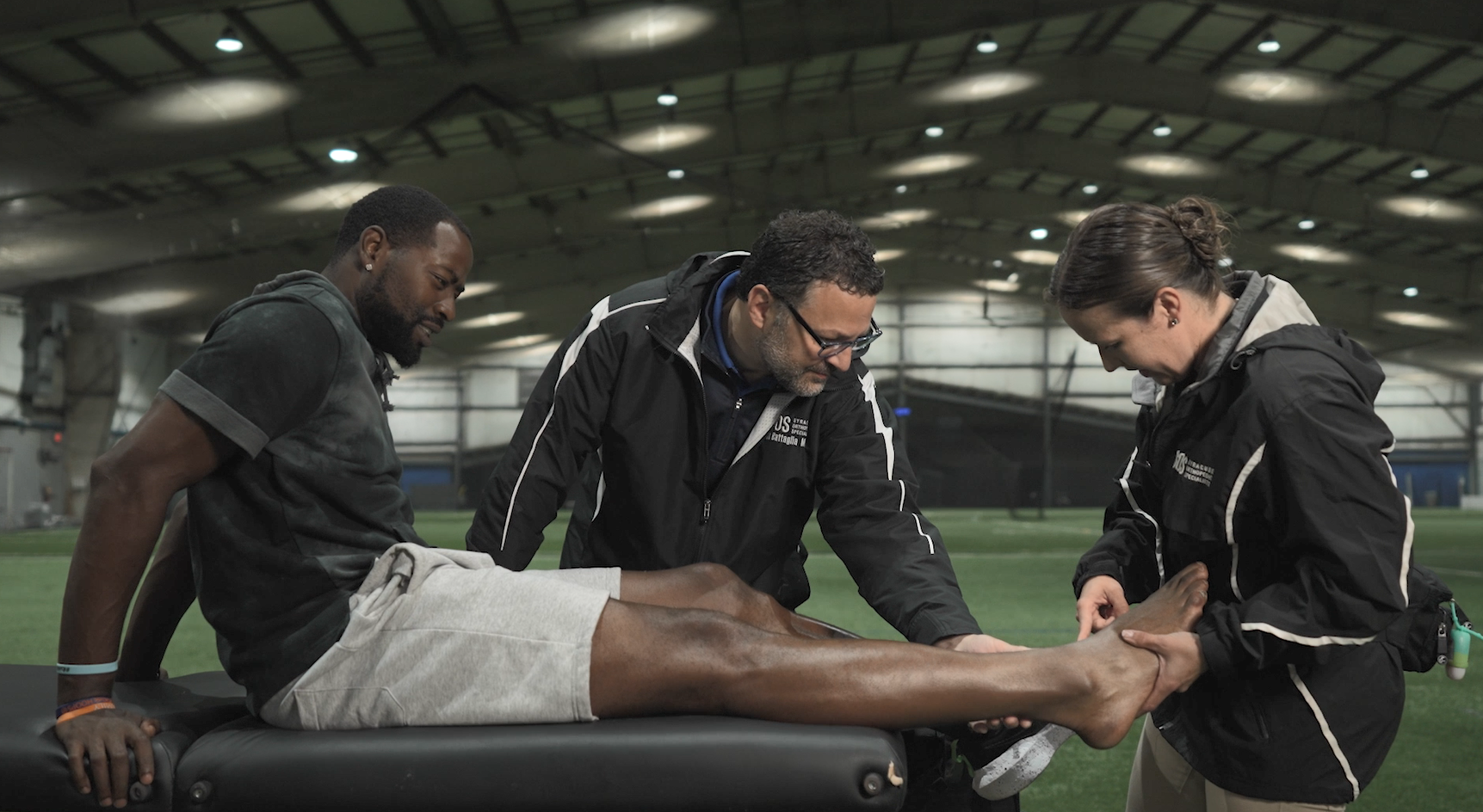 How Sports Medicine Nurses Help Athletes Recover From Injuries